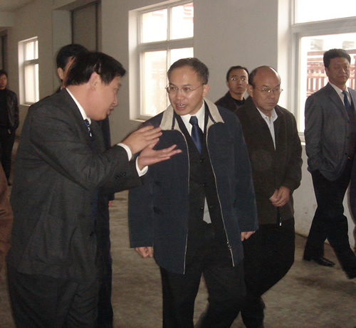 2006年，河北出入境檢驗檢疫局程方局長來我公司視察
